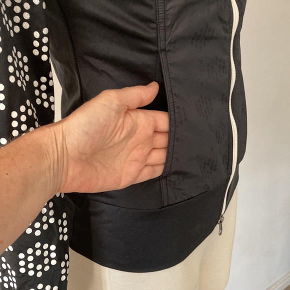 PUMA women’s fitted black white hoodie Zip up - Picture 7 of 15